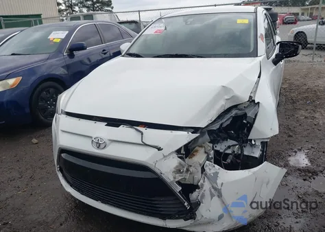 2018 Toyota Yaris Ia z USA, uszkodzony, nr VIN 3MYDLBYV4JY302016